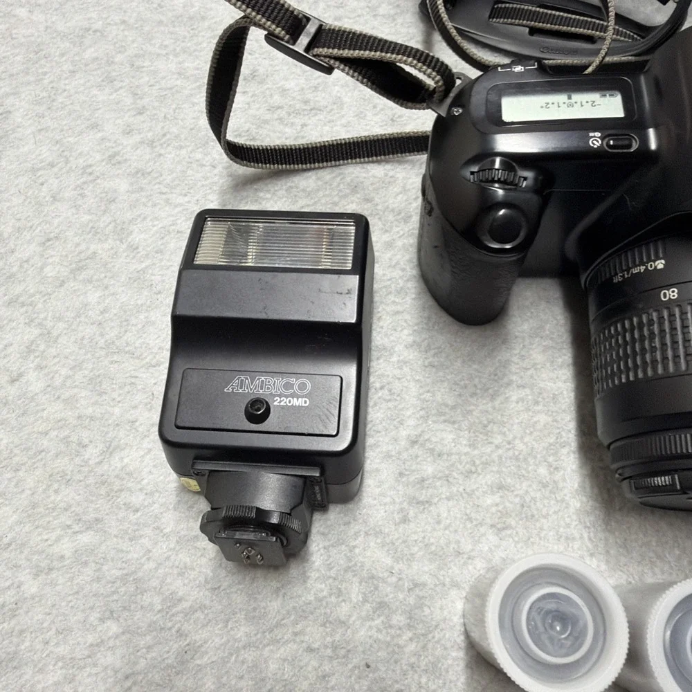 Canon EOS Rebel X EF X 35-80 mm 1.4-5.6 With Flash & Film Tested READ